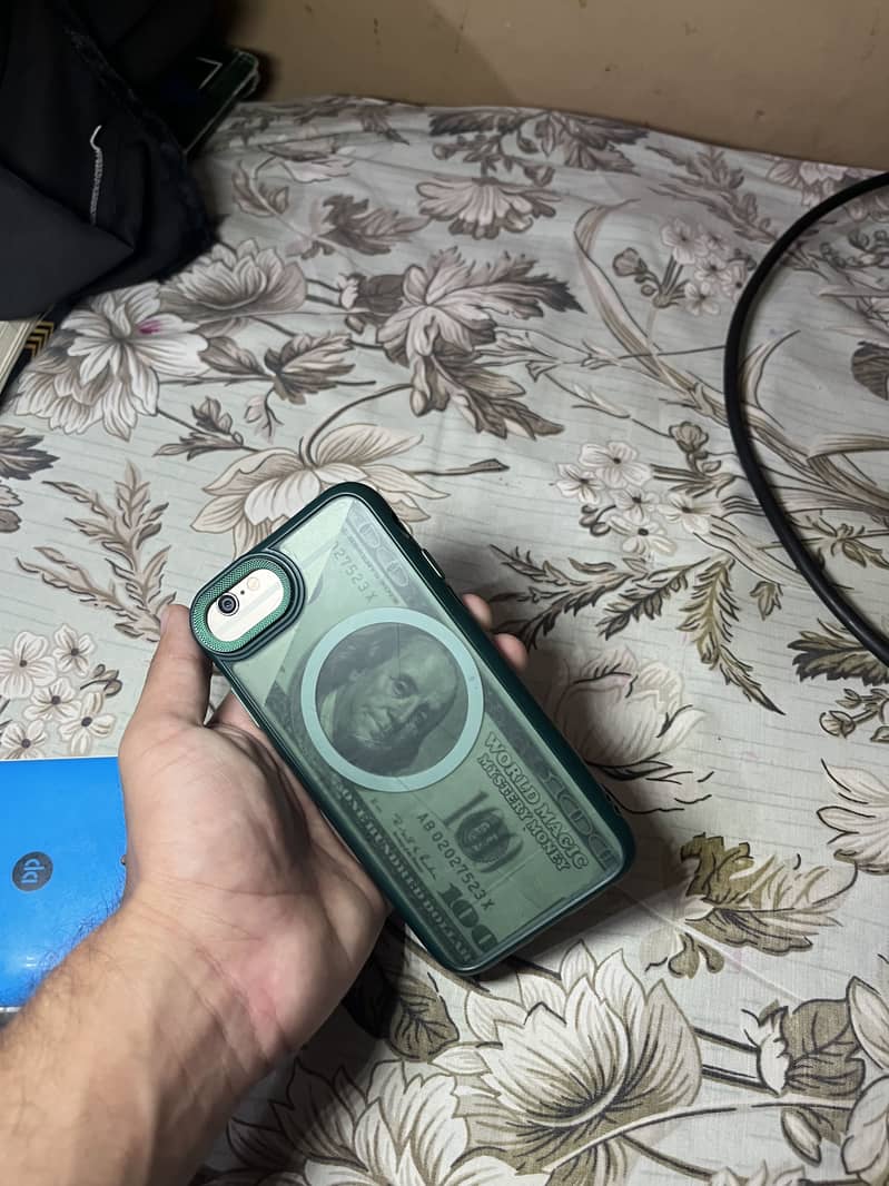 Apple iPhone 6S 2
