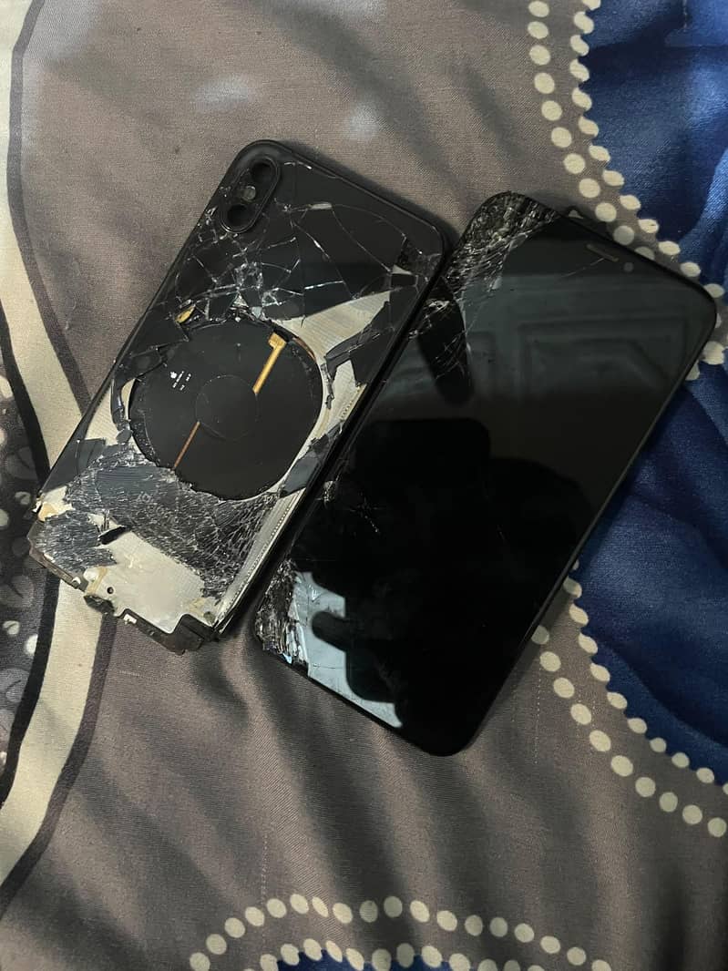 Apple iPhone X 5