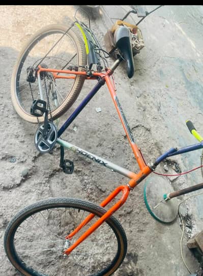 PHONIX BICYCLE  VERY LESS USE