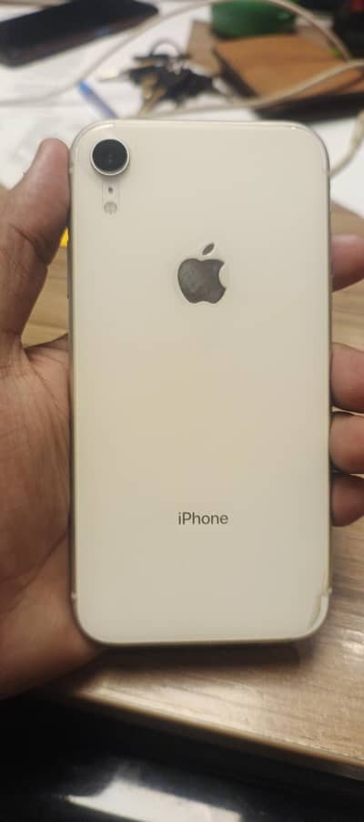 Apple iPhone XR