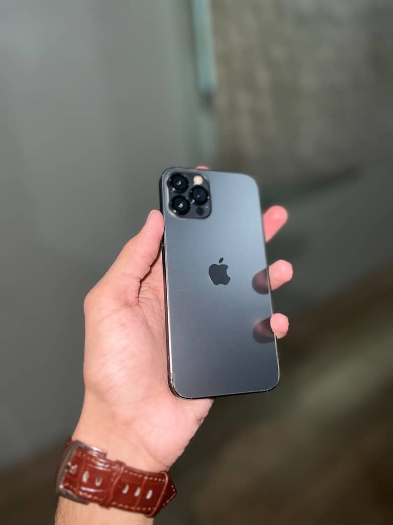 Apple iPhone 12 Pro 0