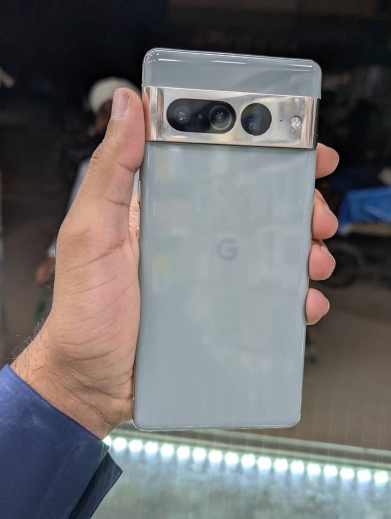 Google Pixel 7 Pro 2