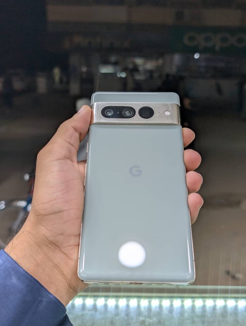 Google Pixel 7 Pro 4