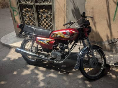 Honda CG 125 2016 original condition original tankey tappy Sath hnn