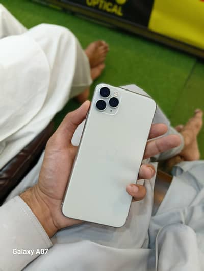 Apple iPhone 11 Pro Max