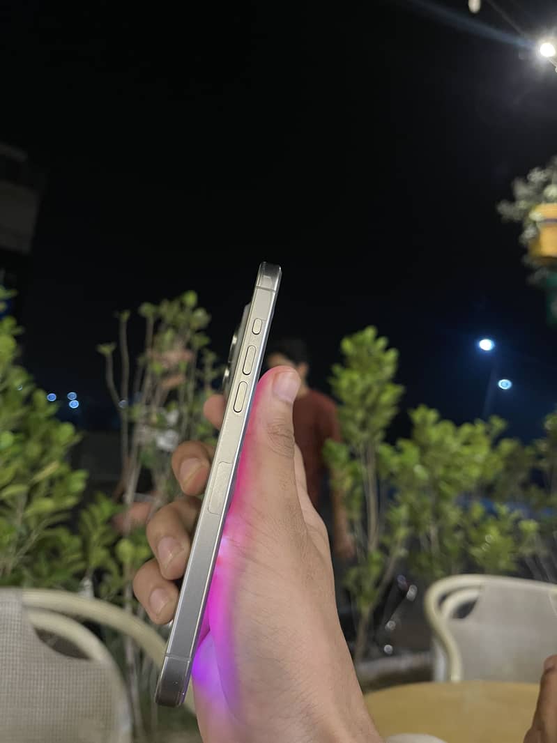 iPhone 15pro max 3