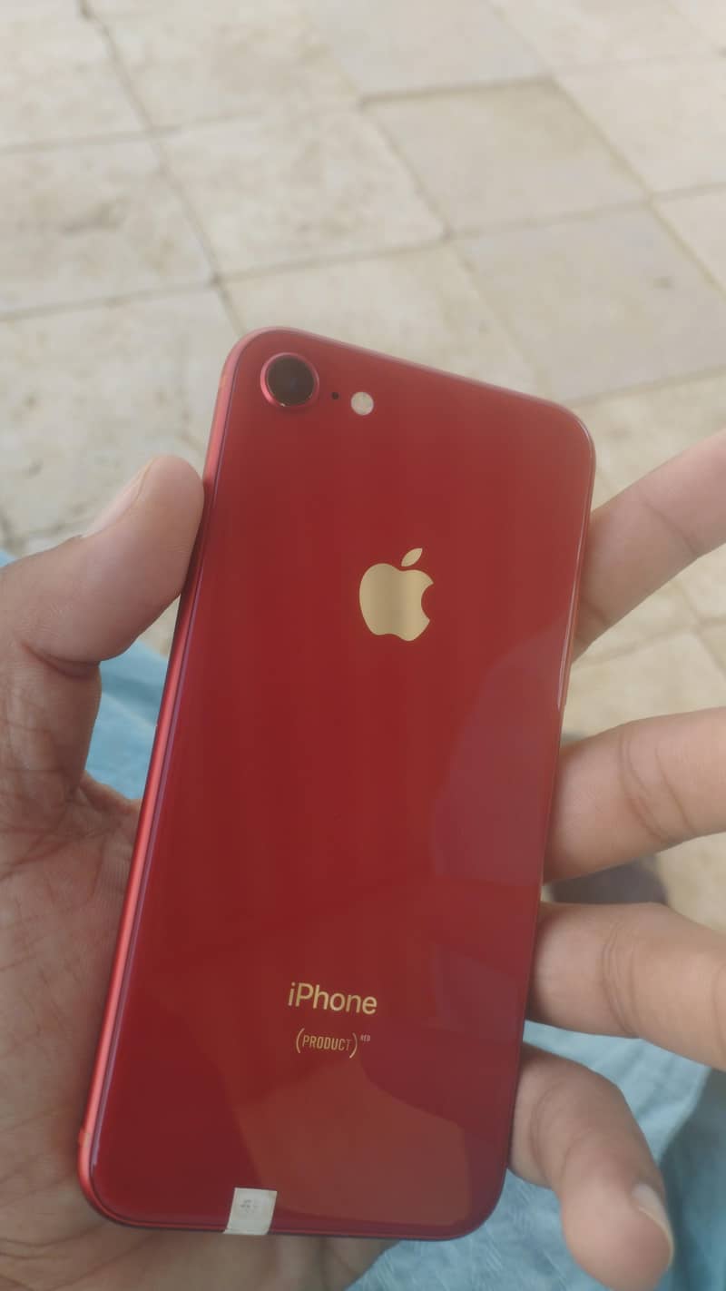 Apple iPhone 8 1