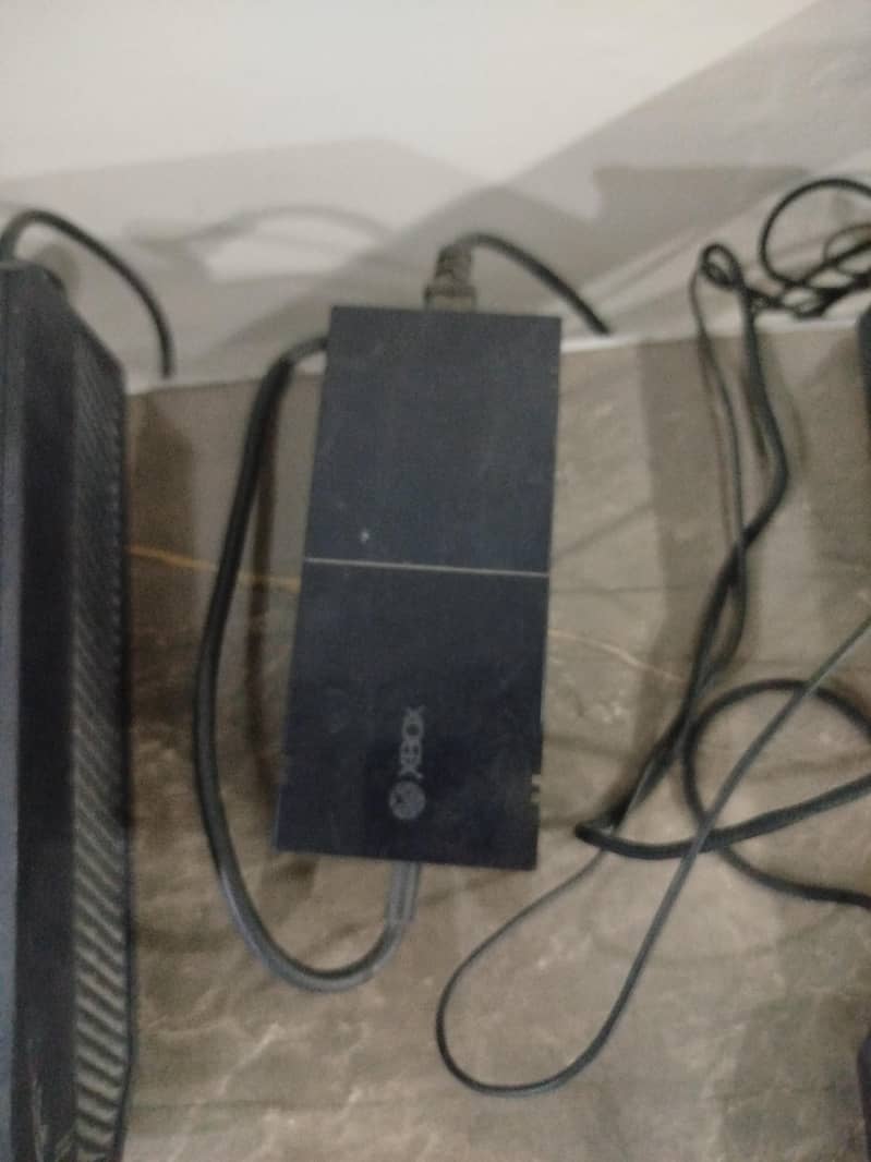 Xbox One  Without controller 2