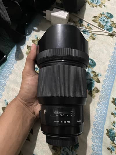 Sigma 85 1.4 Canon Mount
