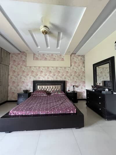 Wooden bed set- Good condition