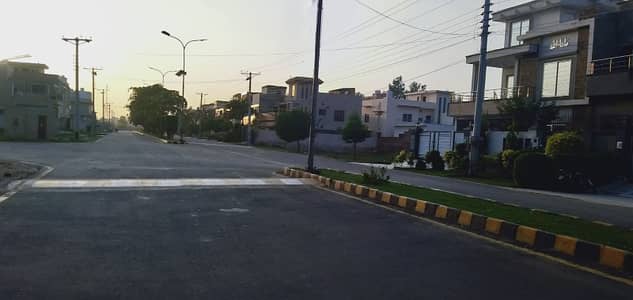 Ideal Location 10 Marla Plot for Sale in A Block, Central Park, Lahore