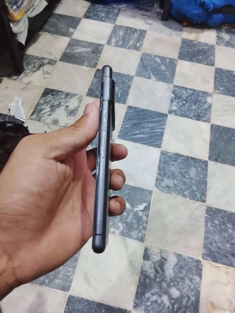 Google Pixel 7 5
