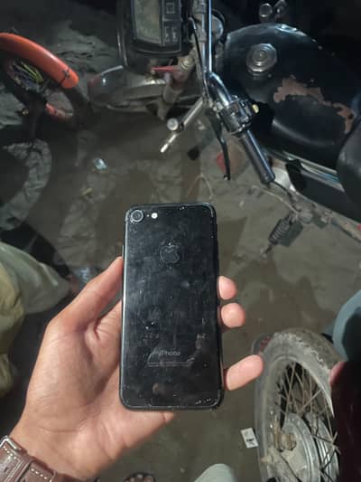 Apple iPhone 7