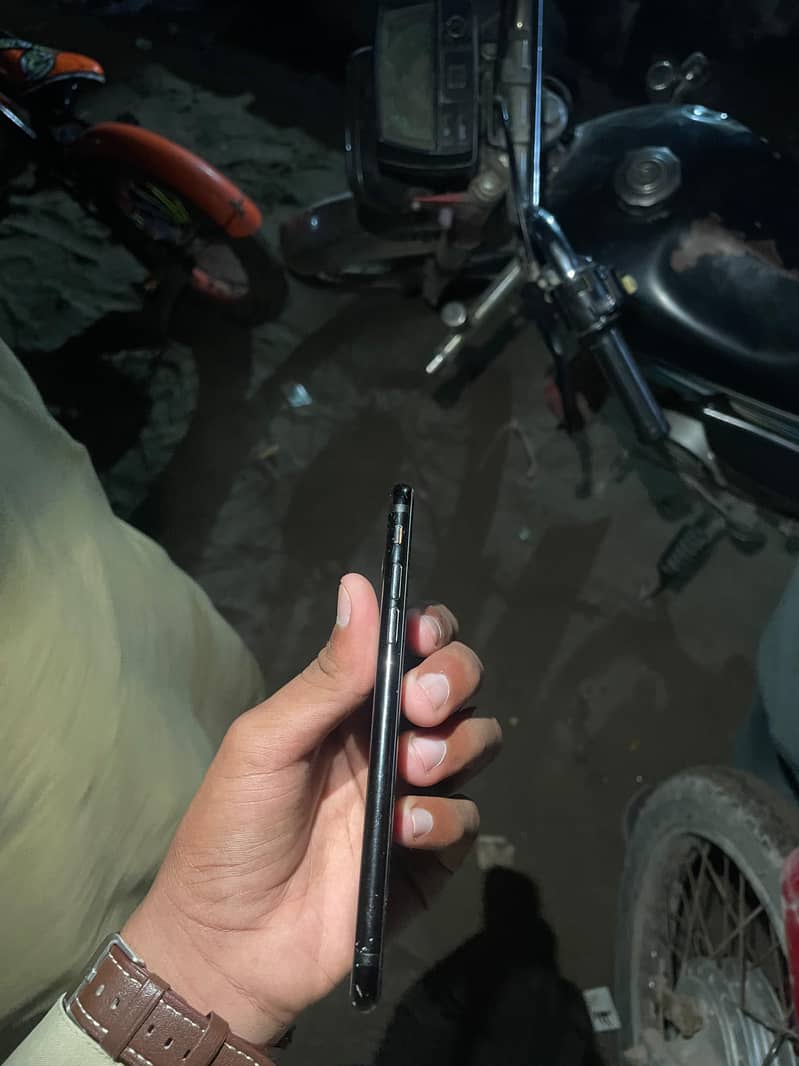 Apple iPhone 7 5