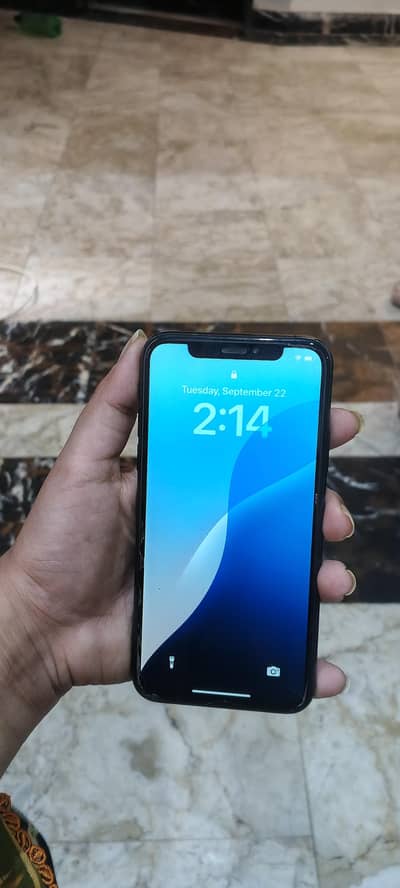 Apple iPhone XS