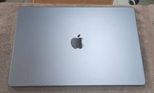 MacBook pro or air All parts available