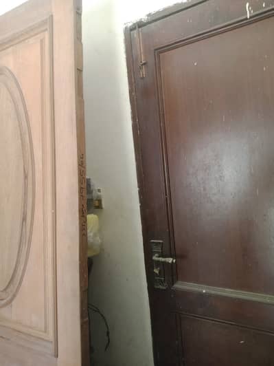 door important wood 7 feet length wedth 3 feet