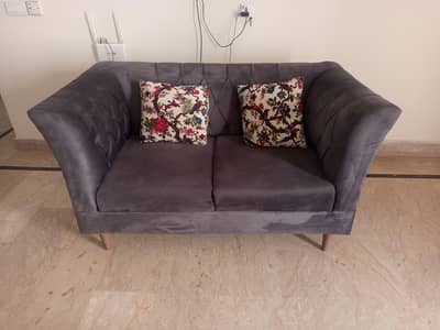 Selling a modern 6-seater sofa set (3+2+1)