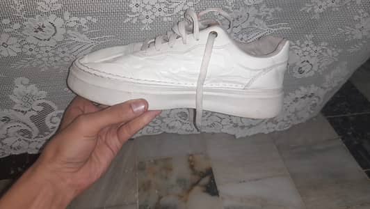 Just like. new price is fair delivery posssible dm for size