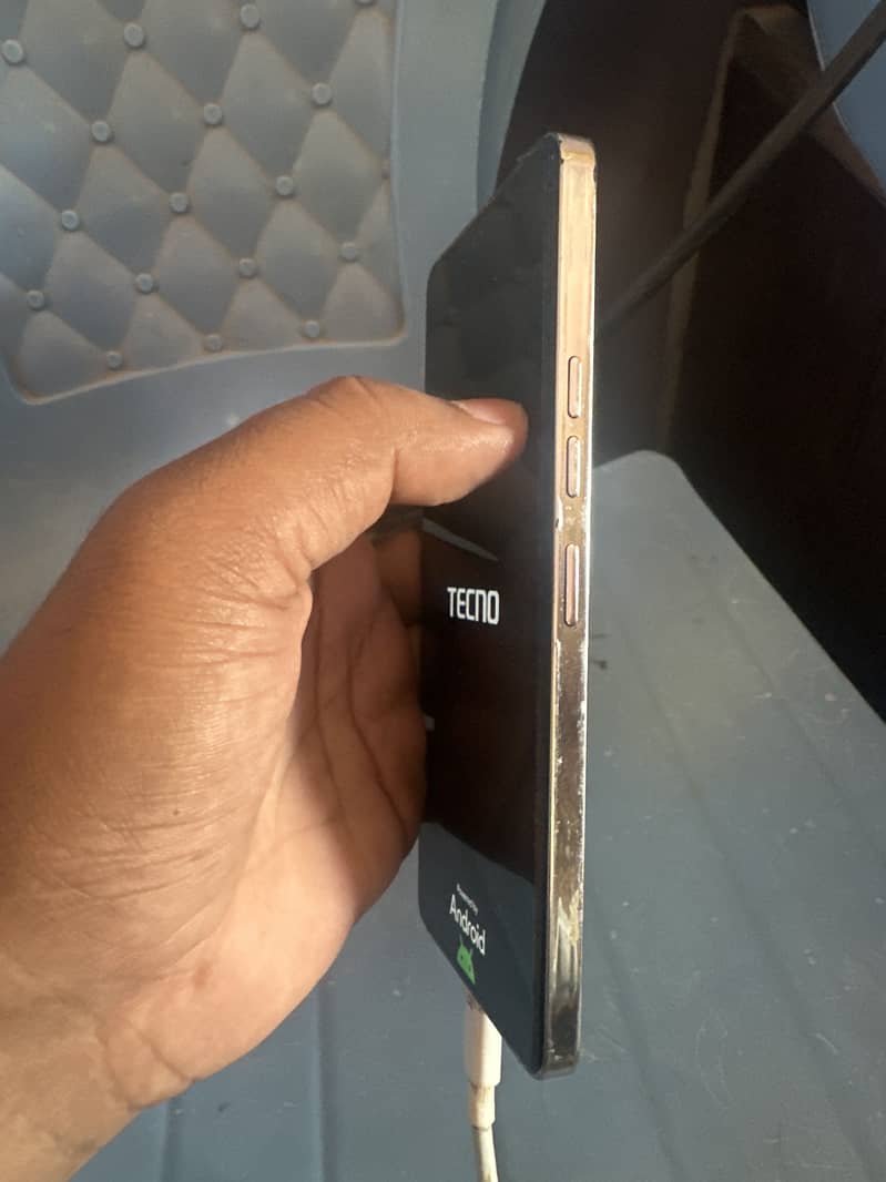 Tecno CAMON 20 4