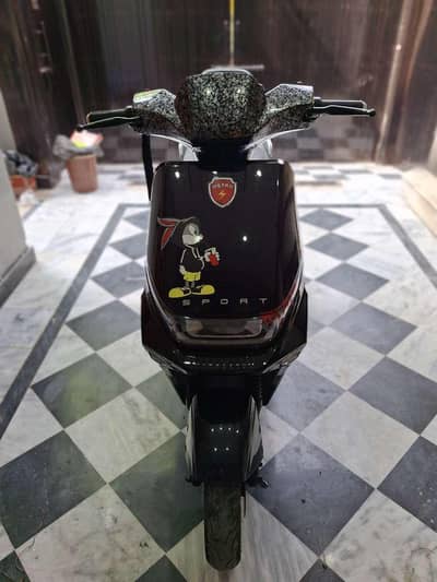 Electric Scooty metro t9 sports