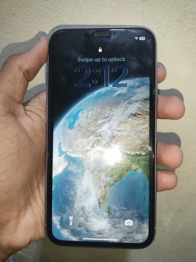 Apple iPhone 11 3