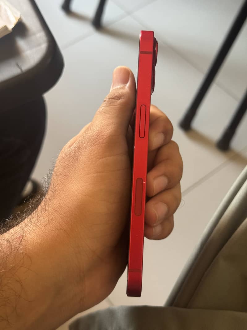 Apple iPhone 13 3