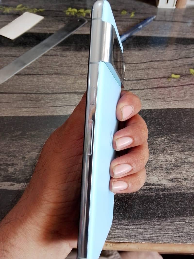 Google Pixel 8 Pro 0