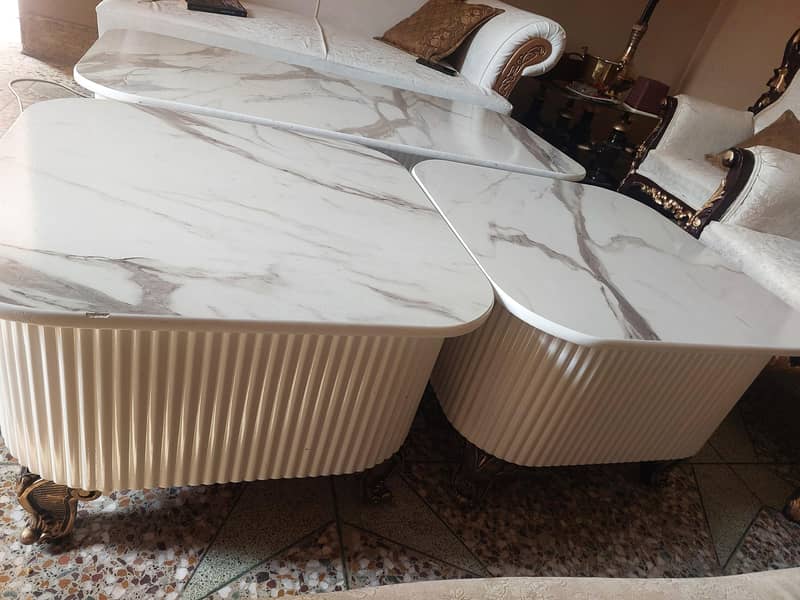 3 Set Centered Table 0