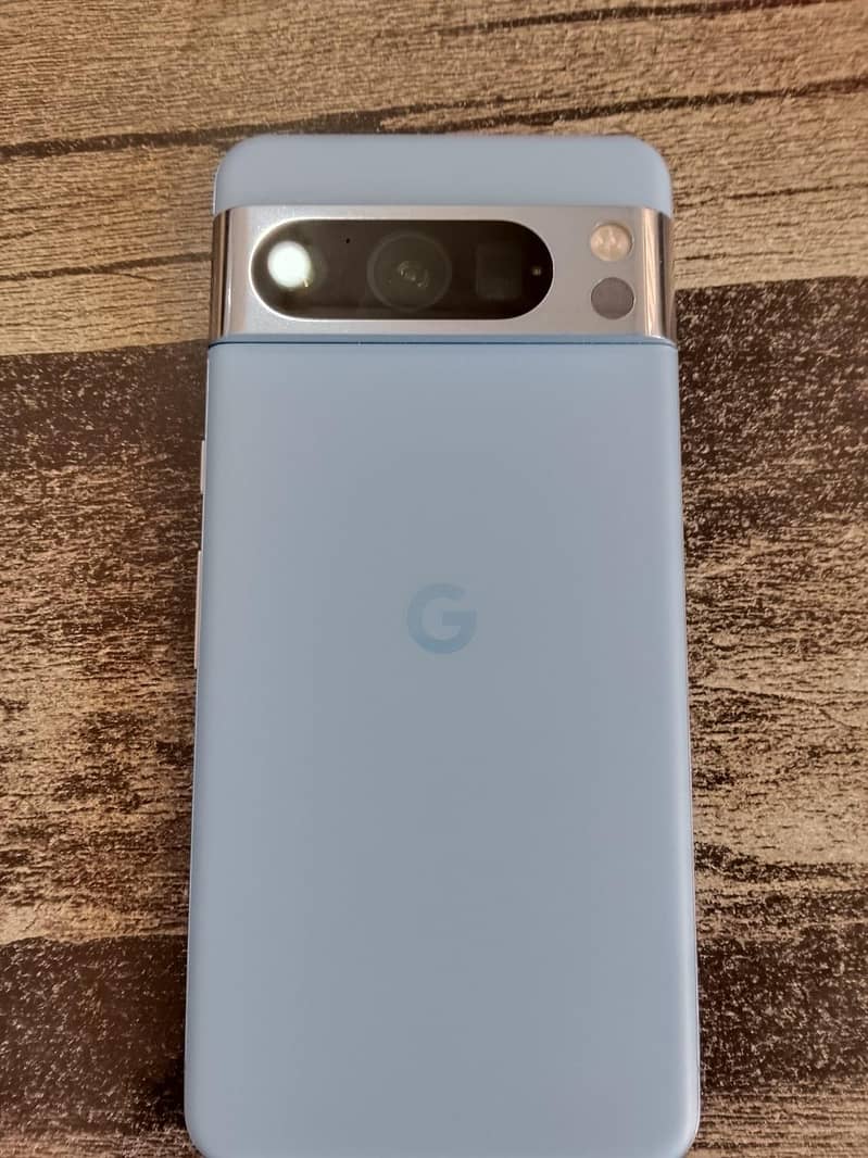 Google Pixel 8 Pro 4