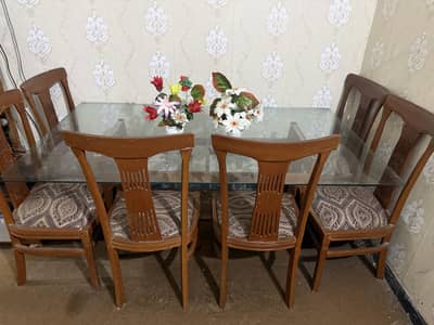 6 seater’s dining table