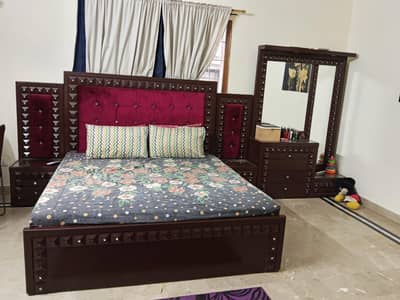 Bed set with side tables and dressing with spring mattress