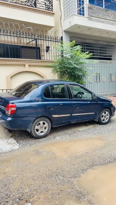 Toyota Platz 2007