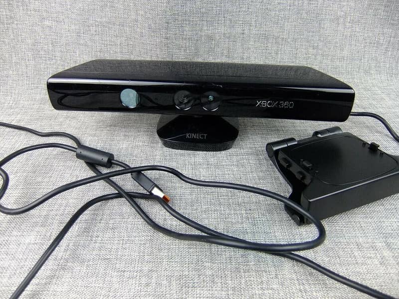 Xbox 360 Kinect 0