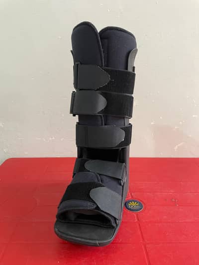 XcelTrax Medicated AFO Shoe