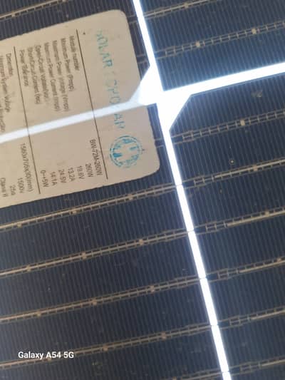 1500 watt orignal Solar plates with complete stands