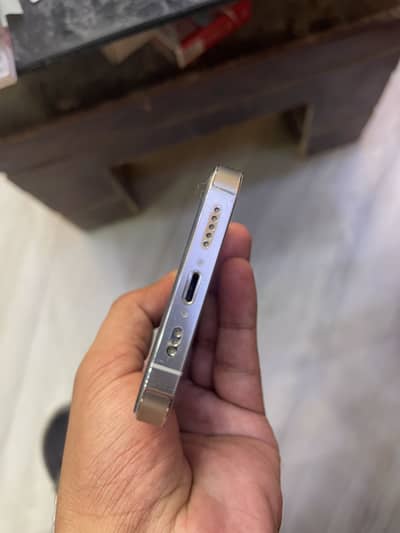 Apple iPhone 14 Pro