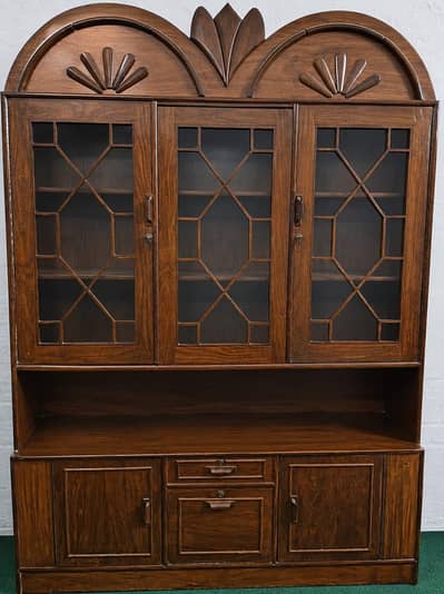 showcase and dresser