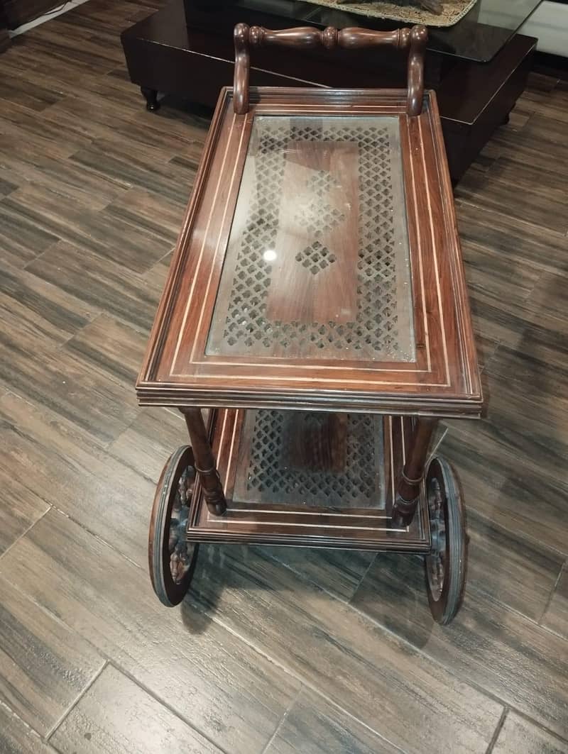 Tea trolley 1