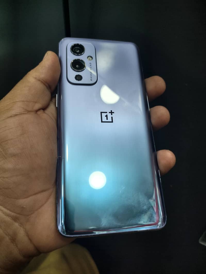 One Plus 9 5G 3