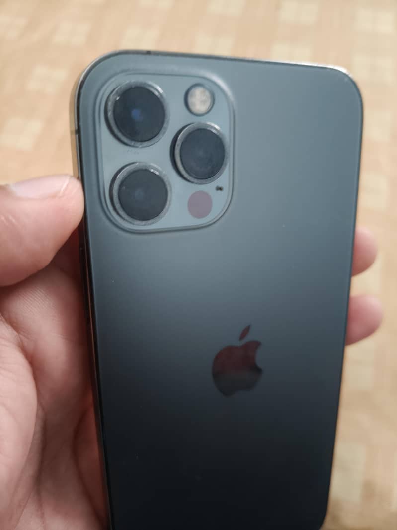 Apple iPhone 12 Pro 1