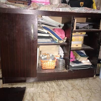 Book shelve + Iron stand