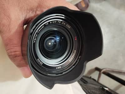 Sony 24 70  F4 lens