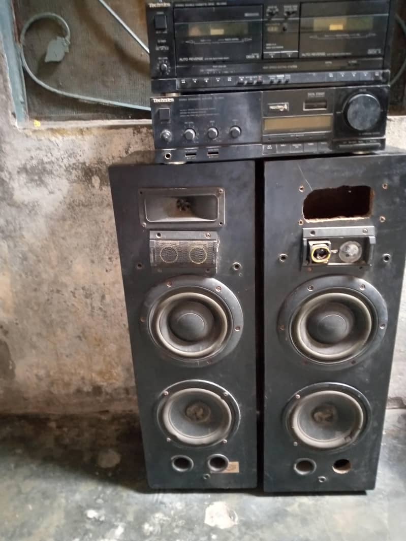 amplefire with large speaker 0