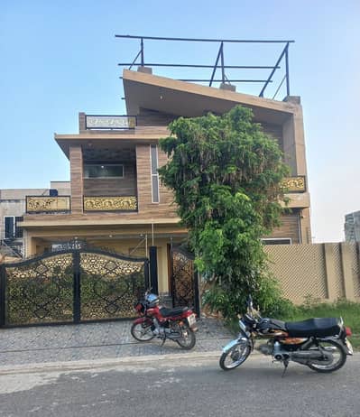 10 Marla New House For Rent