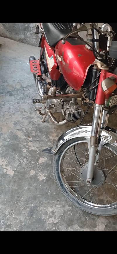 Honda 70 /   2006 Model  All Decoumant Awailble & clear