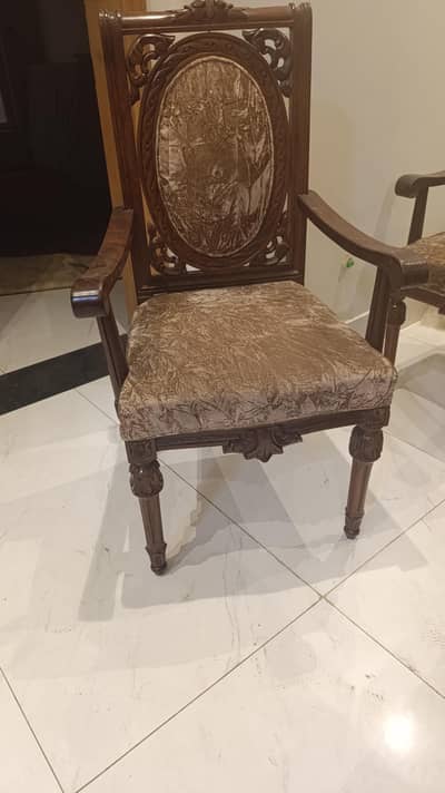 2 bedroom chairs,solid sheesham chinioti make