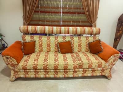 Crown 7 Seated Sofa Set For Urgent Sale