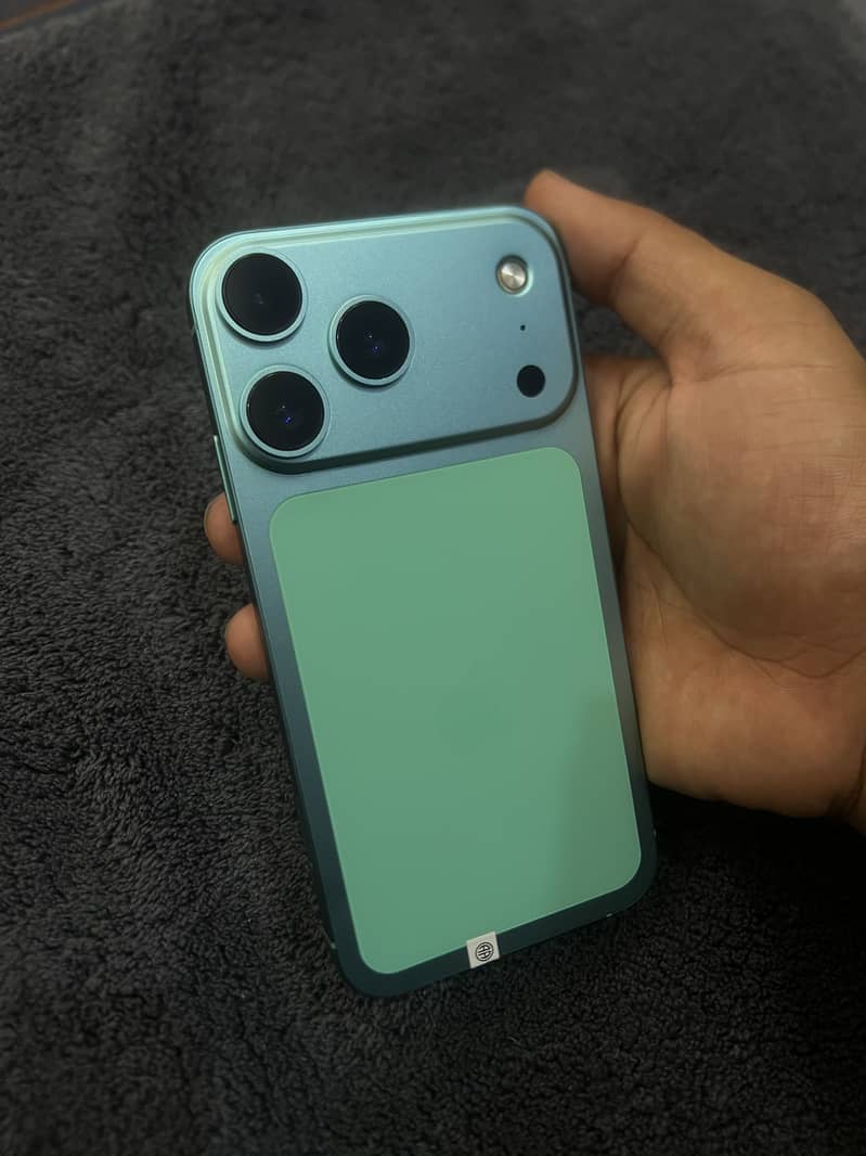 Apple iPhone 18 Pro 1
