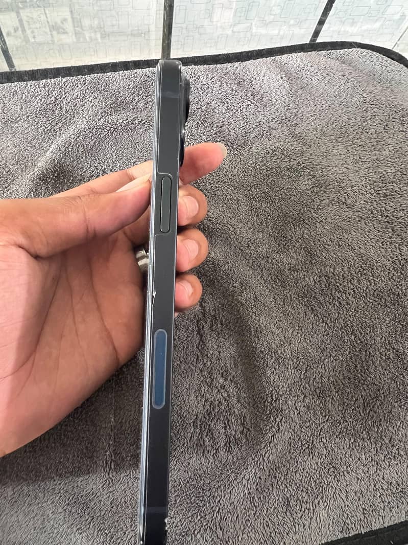Apple iPhone 14 plus 1